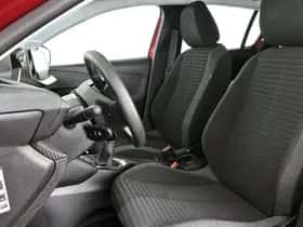 Peugeot 208 (2023) thumbnail 16