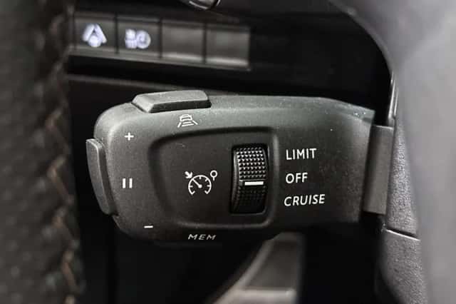 Peugeot 508 (2023) thumbnail 33