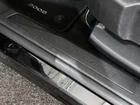 Peugeot 3008 (2022) thumbnail 18