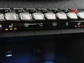 Peugeot 3008 (2022) thumbnail 19