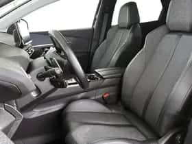 Peugeot 3008 (2022) thumbnail 6