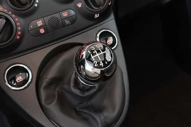 Fiat 500C (2019) thumbnail 22