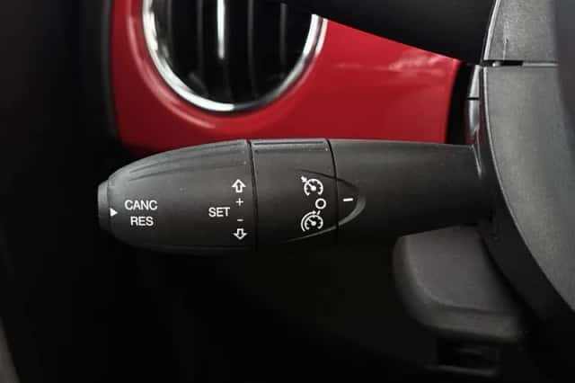 Fiat 500C (2019) thumbnail 24