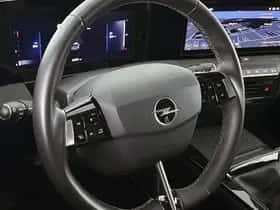 Opel Astra (2023) thumbnail 11