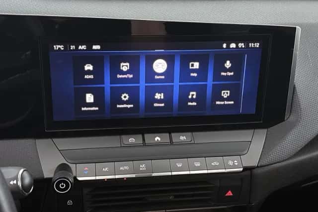 Opel Astra (2023) thumbnail 12