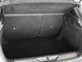 Peugeot 308 (2024) thumbnail 16