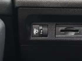Peugeot 308 (2024) thumbnail 20