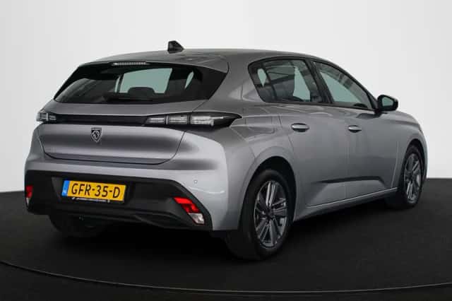 Peugeot 308 (2024) thumbnail 3