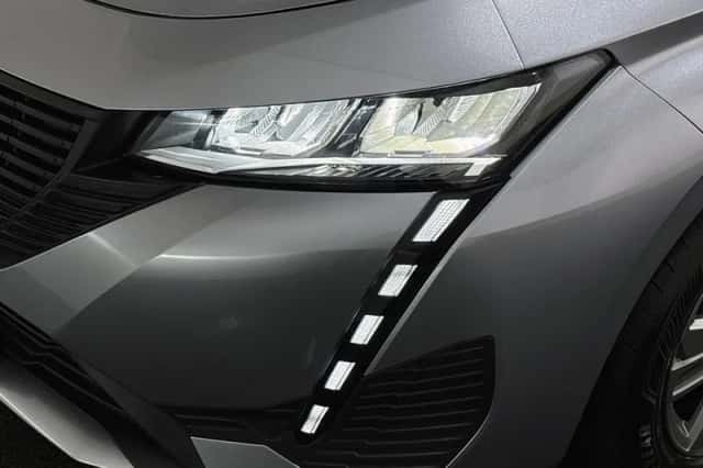 Peugeot 308 (2024) thumbnail 10