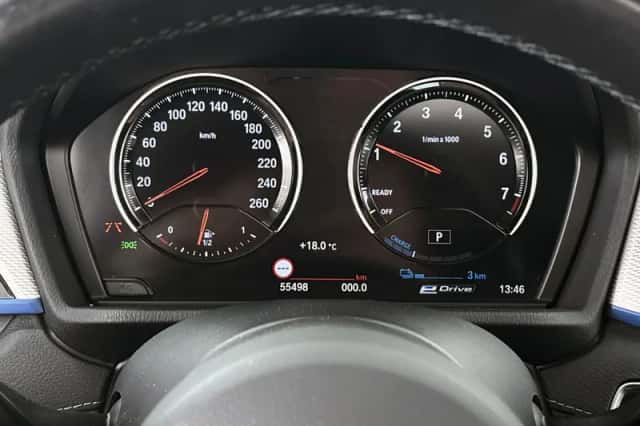 BMW X2 (2021) thumbnail 11