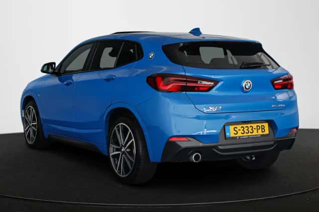 BMW X2 (2021) thumbnail 4