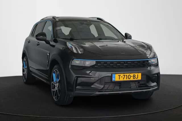 Lynk & Co 01 (2023) thumbnail 2