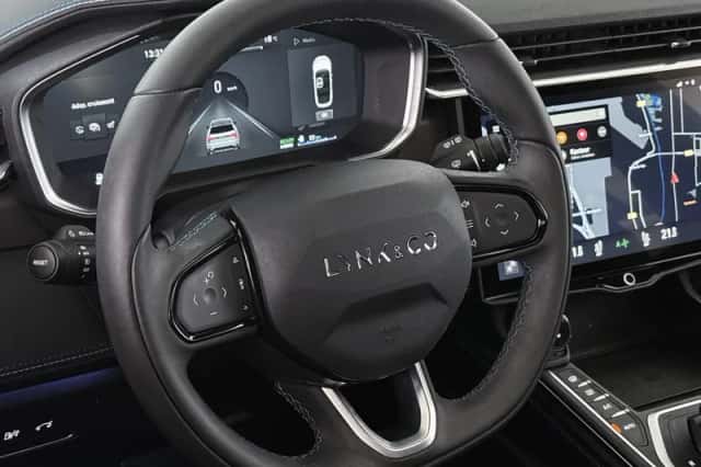 Lynk & Co 01 (2023) thumbnail 13