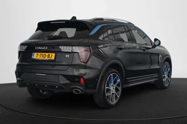 Lynk & Co 01 (2023) thumbnail 3