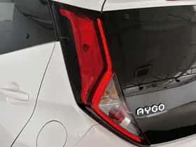 Toyota Aygo (2018) thumbnail 18
