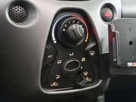 Toyota Aygo (2018) thumbnail 20