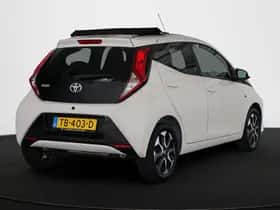 Toyota Aygo (2018) thumbnail 3