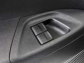 Toyota Aygo (2018) thumbnail 25