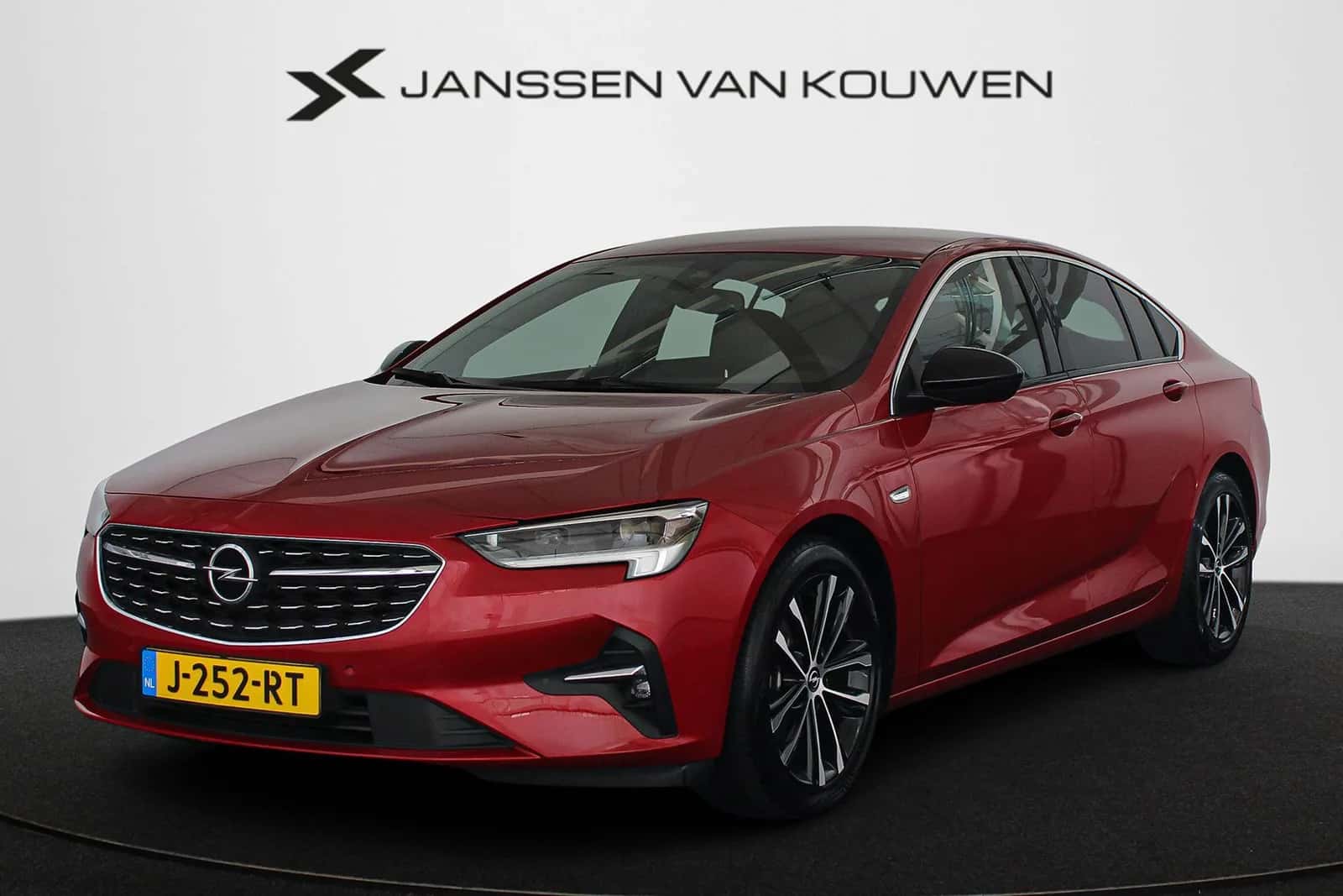 Opel Insignia (2020) — foto 1