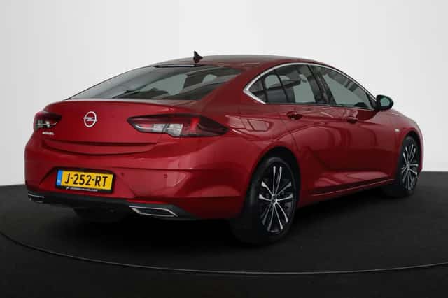 Opel Insignia (2020) thumbnail 3