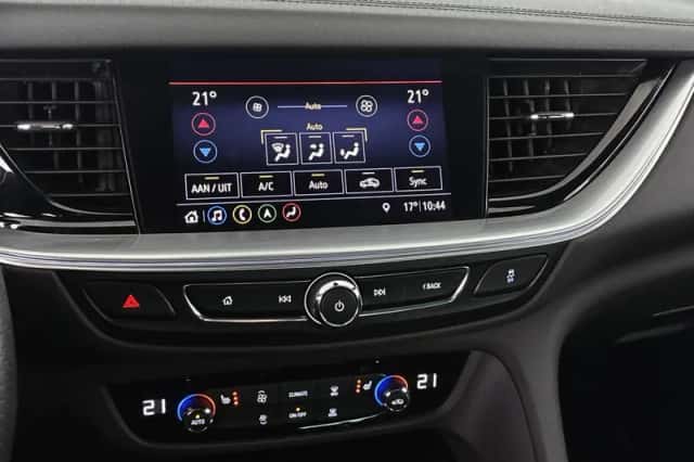 Opel Insignia (2020) thumbnail 24