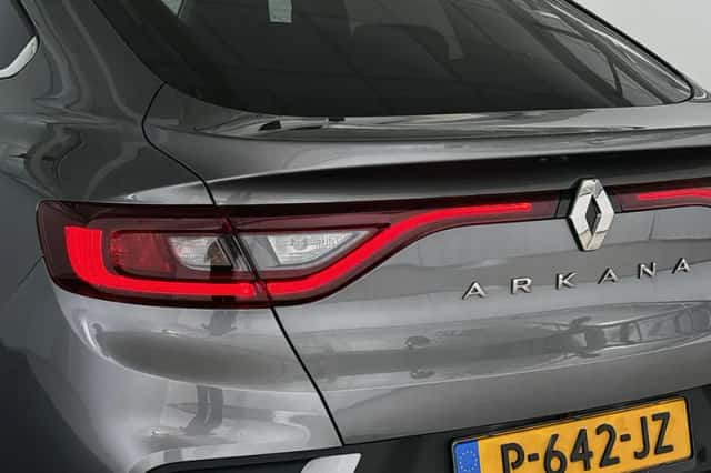 Renault Arkana (2022) thumbnail 19