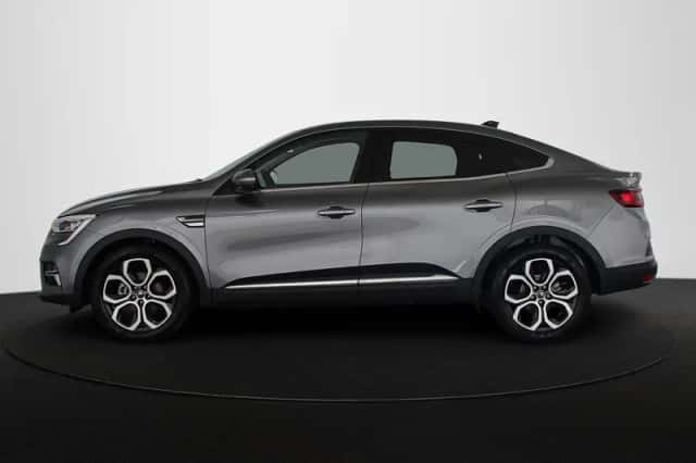 Renault Arkana (2022) thumbnail 28