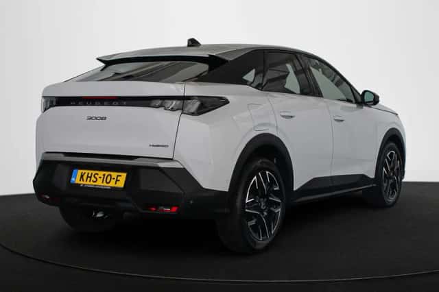 Peugeot 3008 (2025) thumbnail 3