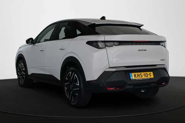 Peugeot 3008 (2025) thumbnail 4