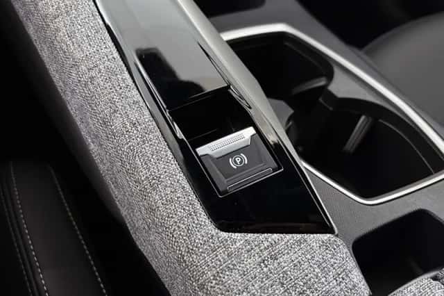 Peugeot 3008 (2025) thumbnail 36