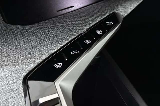 Peugeot 3008 (2025) thumbnail 38