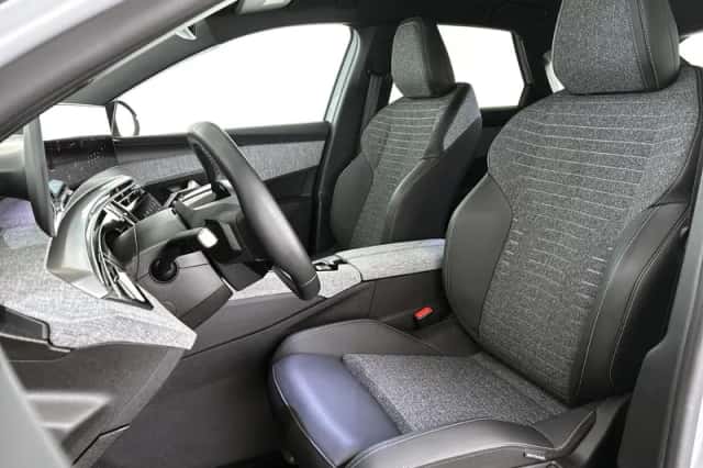Peugeot 3008 (2025) thumbnail 6