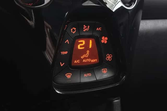 Peugeot 108 (2018) thumbnail 23