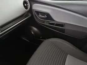 Toyota Yaris (2018) thumbnail 31
