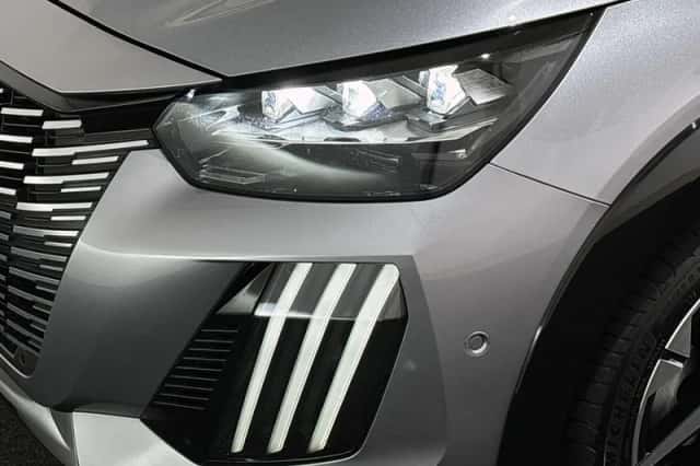 Peugeot 208 (2024) thumbnail 19