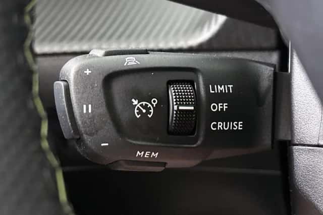 Peugeot 208 (2024) thumbnail 28