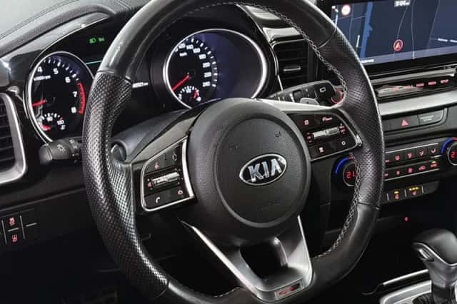 Kia Proceed (2021) thumbnail 11