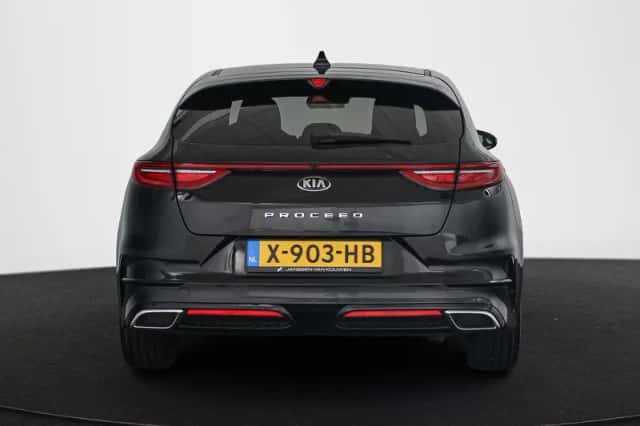 Kia Proceed (2021) thumbnail 14