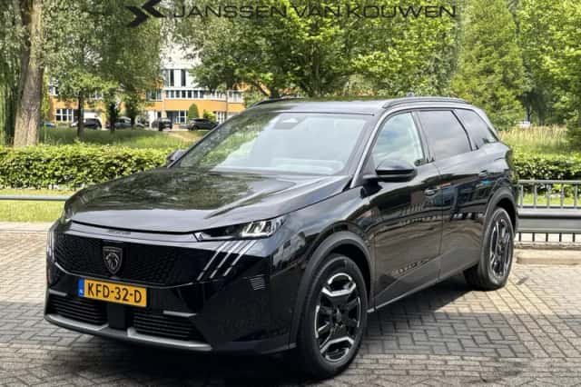 Peugeot 5008 (2026) thumbnail 1