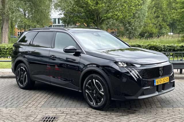 Peugeot 5008 (2026) thumbnail 3