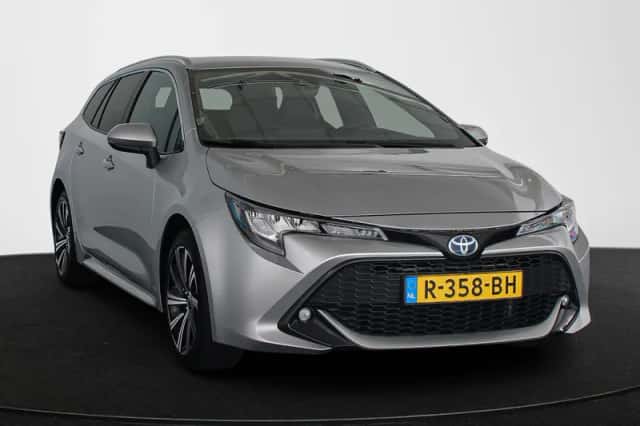 Toyota Corolla (2022) thumbnail 2