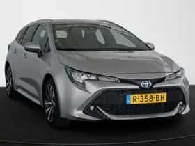 Toyota Corolla (2022) thumbnail 2