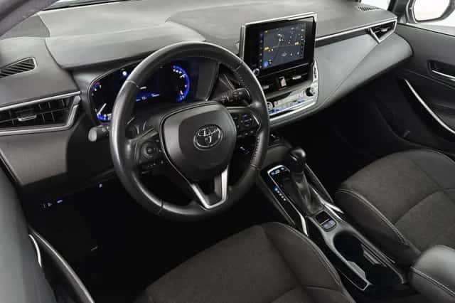Toyota Corolla (2022) thumbnail 5