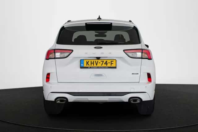 Ford Kuga (2023) thumbnail 15