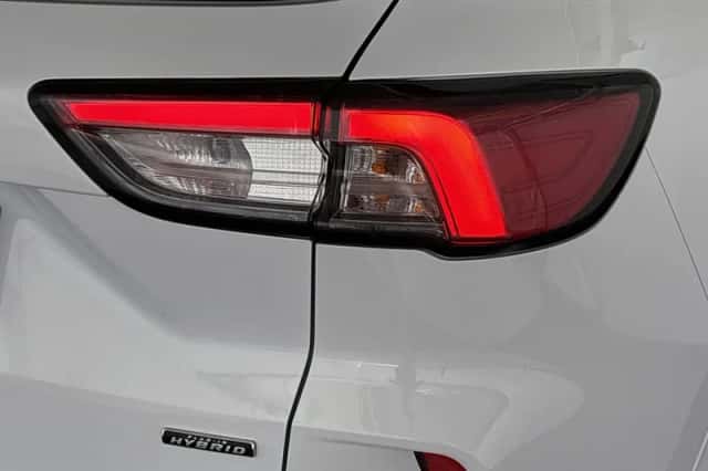 Ford Kuga (2023) thumbnail 21