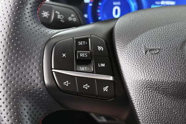 Ford Kuga (2023) thumbnail 28