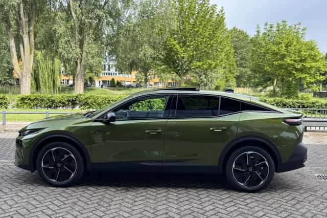 Peugeot 408 (2026) thumbnail 5
