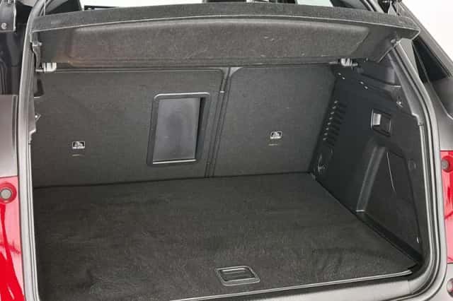 Peugeot 3008 (2021) thumbnail 11