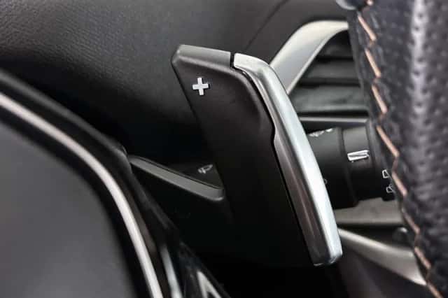 Peugeot 3008 (2021) thumbnail 44