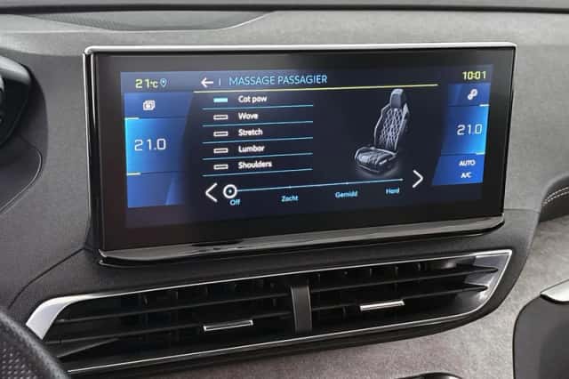 Peugeot 3008 (2021) thumbnail 50